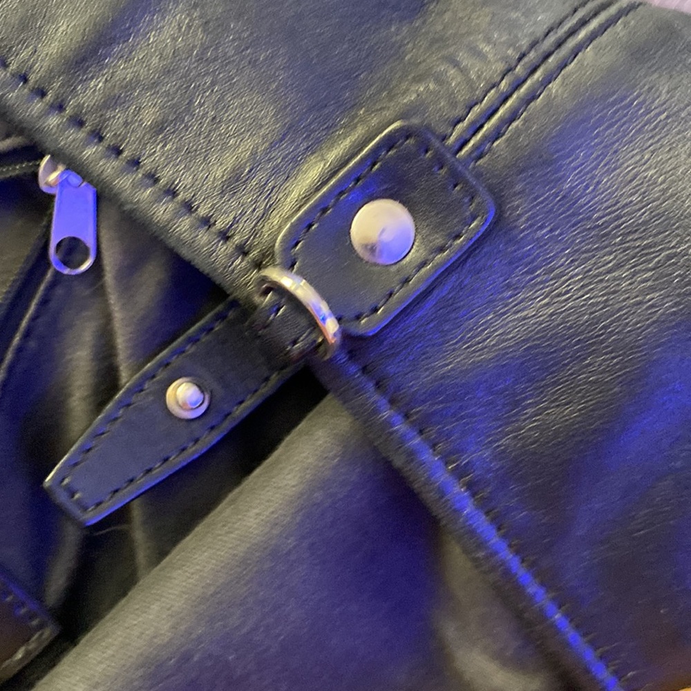 Black leather tote bag from Creatures Of Comfort - Picture 4 of 16